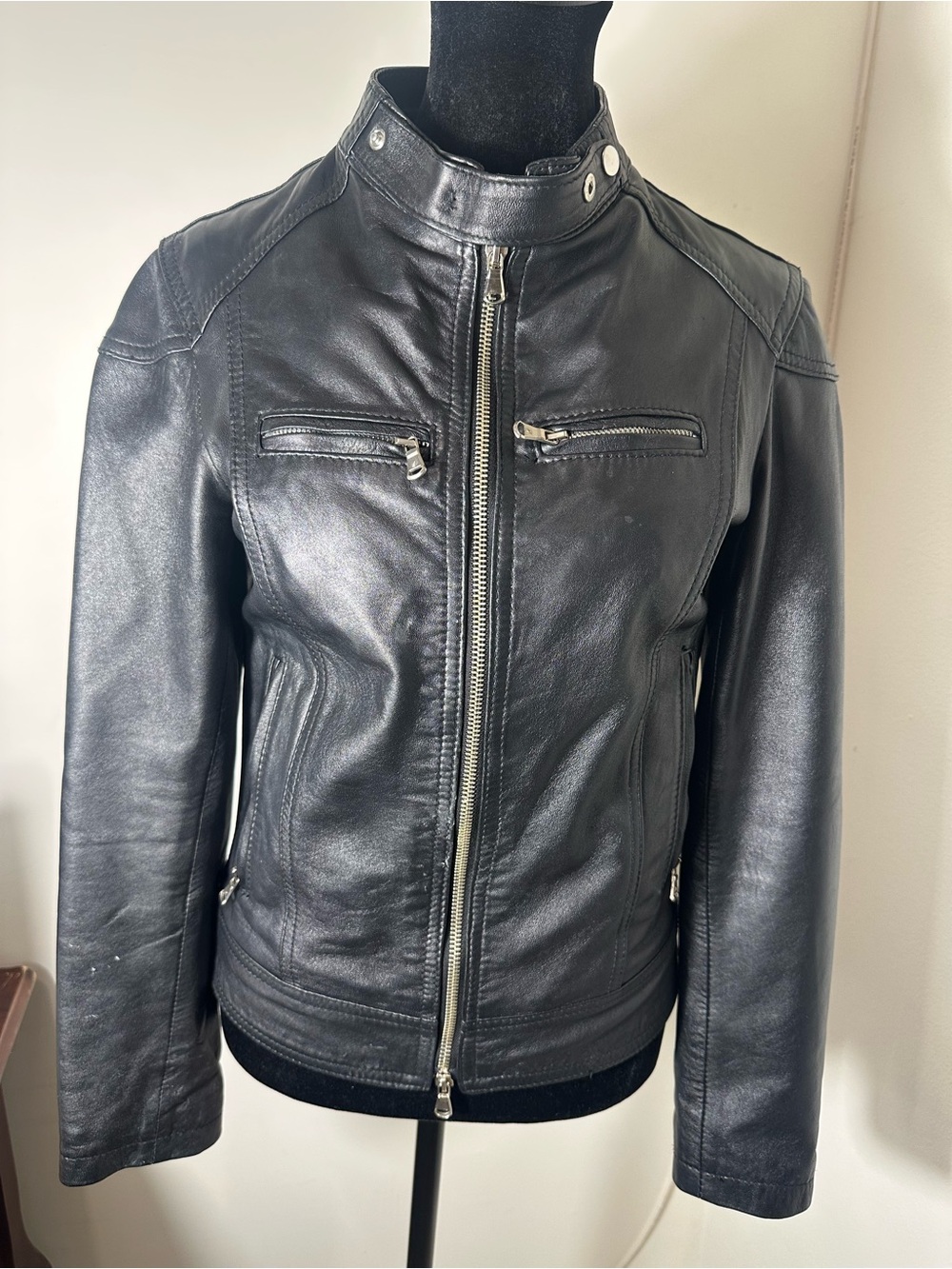 VERA PELLE Women’s Black Genuine Leather Moto Jacket Made in Italy - Medium